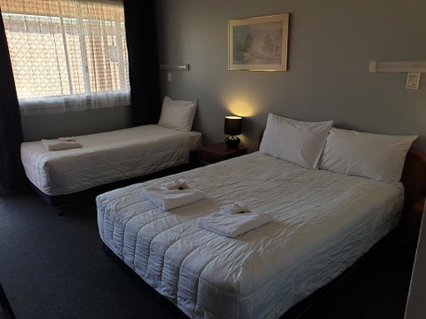 Civic Motel Grafton - Food Delivery Shop 3