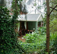Clarendon Chalets - Food Delivery Shop