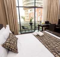 Clarendon Hotel - Food Delivery Shop