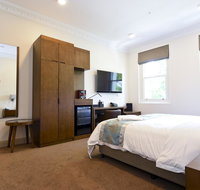 Clarendon Hotel Melbourne - Food Delivery Shop