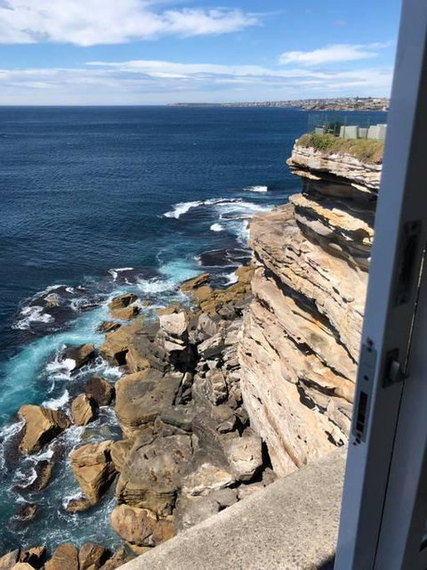 CLIFFSIDE: BONDI BEACH - Food Delivery Shop 3