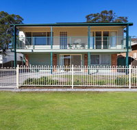 Close To The Myall River - Pet Welcome - Food Delivery Shop