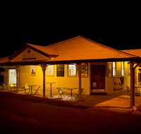 Club Boutique Hotel Cunnamulla - Food Delivery Shop