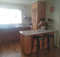 Clunes Guest Home - Food Delivery Shop