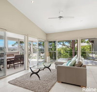 Coast - 3/42 Avoca Drive Avoca Beach - Food Delivery Shop