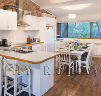 Coastal Cottage - Food Delivery Shop