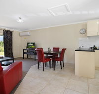 Colonial Inn Guest Rooms - Food Delivery Shop
