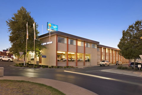 Comfort Inn Capital Horsham - Food Delivery Shop 3