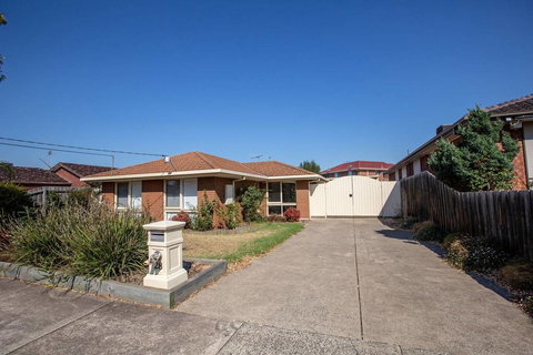 Comfy Beautiful 3Beds House In Epping - Pet Food Australia 3