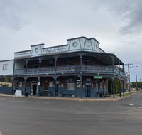 Commercial Hotel Curlewis - Food Delivery Shop