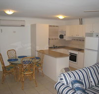 Como Apartments - Geraldton - Food Delivery Shop