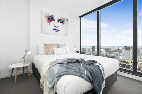 Complete Host Hudson Apartments - Food Delivery Shop 2