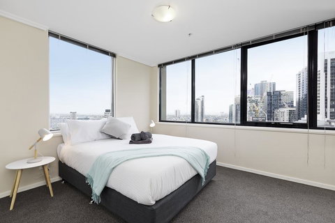 Complete Host Southpoint Apartments - Food Delivery Shop 2