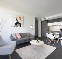 Complete Host Wrap Apartments - Food Delivery Shop