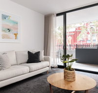 Contemporary Apartment In Newcastle CBD - Food Delivery Shop