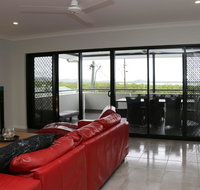 Cooktown Harbour View Luxury Apartments - Food Delivery Shop