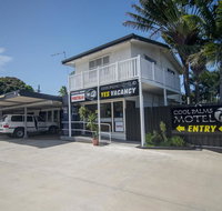 Cool Palms Motel - Food Delivery Shop