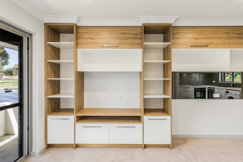 Cool Quiet Modern Secure Walking Distance To Perth And Landmarks - Food Delivery Shop 1