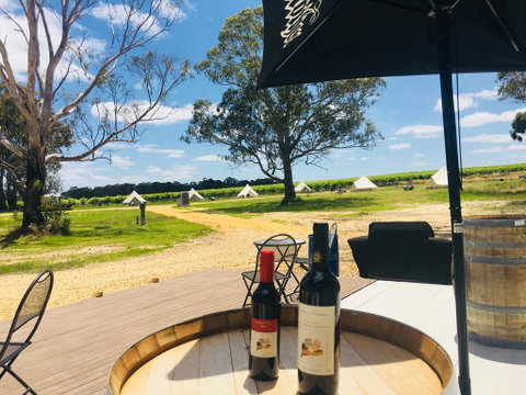 Coonawarra Cabins Unit C - Food Delivery Shop 2