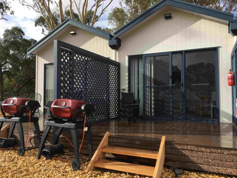 Coonawarra Cabins Unit C - Food Delivery Shop 0