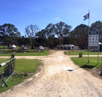 Coonawarra Cabins Unit D - Food Delivery Shop