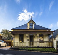 Corinda Contemporary - Food Delivery Shop