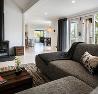 Cornish Hill House - Food Delivery Shop