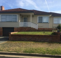 Costa Park Cottage Ena - Armidale - Food Delivery Shop