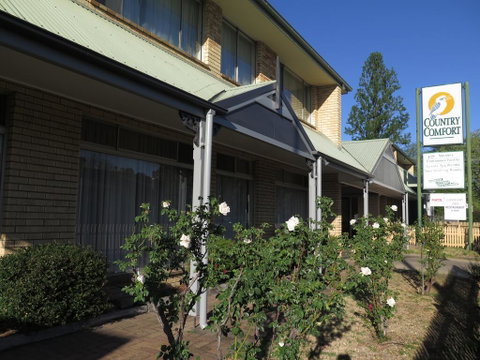 Country Comfort Armidale - Food Delivery Shop 0