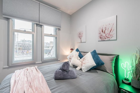 Cozy 2BR Unit In Sydney CBD Near Train UTS DarlingHar&ICC&ChinaTown Sleeps6 - Food Delivery Shop 3