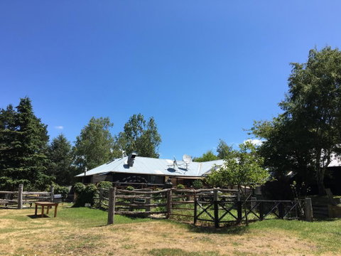 Crackenback Farm Guesthouse - Food Delivery Shop 0