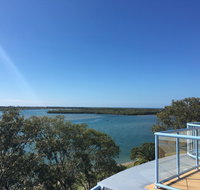 Crystal Waters Picnic Point - Food Delivery Shop