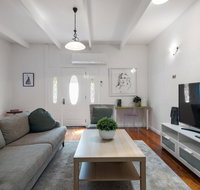 Cute and Relaxed Holiday Home - Close to Beach - Food Delivery Shop
