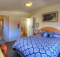 Dannebrog Lodge - Food Delivery Shop