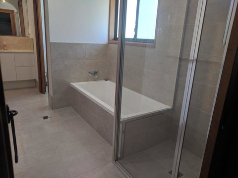 DAVIES STREET 3/14 MOLLYMOOK - Food Delivery Shop 2