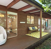 De Angelis Beach House - Food Delivery Shop