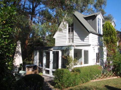Devon Cottage - Food Delivery Shop 0