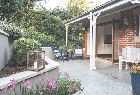 Diggers Beach Cottage - Food Delivery Shop 1