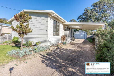 Eagle Bay Cottage - Food Delivery Shop 0