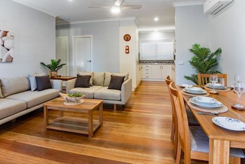EAGLE VIEW UNIT 5 STAR - Food Delivery Shop 1