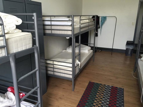 EBS Sydney Hostel - Food Delivery Shop 1