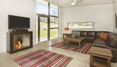 Ecocrackenback 15 - Sustainable Chalet Close To The Slopes - Food Delivery Shop 1
