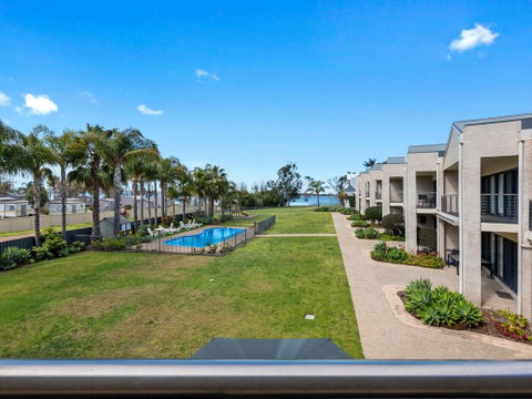 ELSINOR Townhouse 3 Mulwala - Food Delivery Shop 1