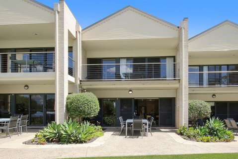 ELSINOR Townhouse 6 Mulwala - Food Delivery Shop 0