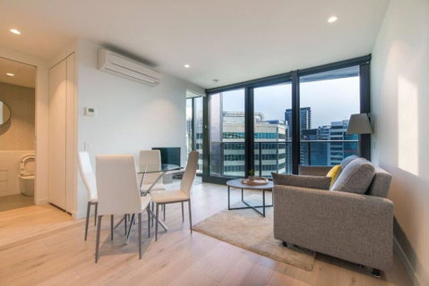 EQ Tower Luxury 1 Bedroom Central Melbourne - Food Delivery Shop 0