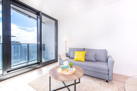 EQ Tower Luxury 1 Bedroom Central Melbourne - Food Delivery Shop 2