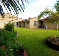 Esperance Beachfront Resort - Pet Food Australia