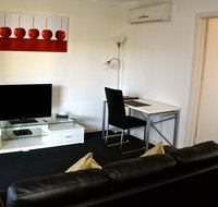 Essendon Apartments - Food Delivery Shop