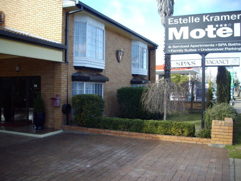 Estelle Kramer Motel - Food Delivery Shop 1