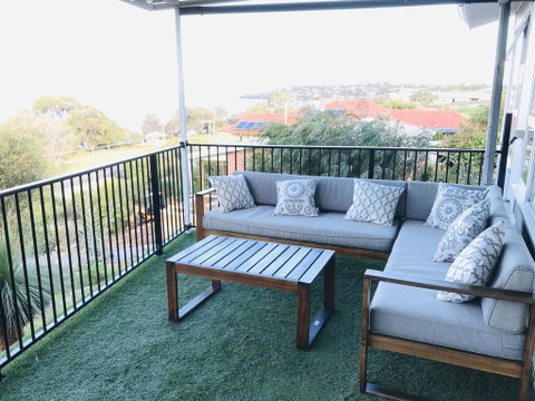 Estuary Cottage, Mandurah, Dawesville - Food Delivery Shop 1
